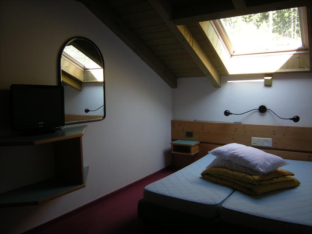 Albergo Pozzole Stava Exteriér fotografie